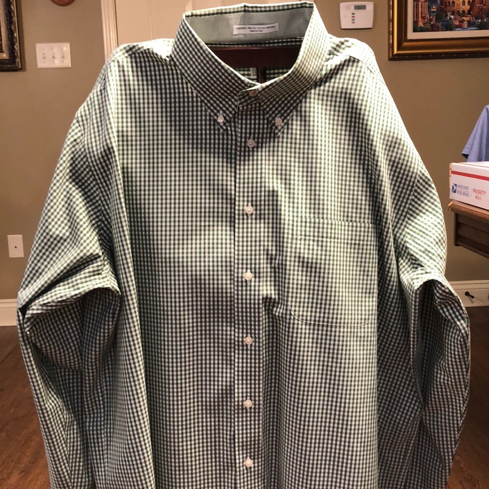 Paul Fredrick dress shirt 17.5 neck size with a 35 sleeve length